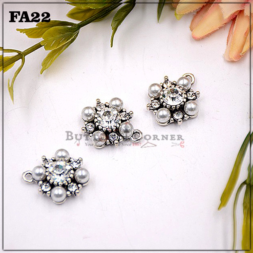 Flower Shape Pearl & Stone Hanging