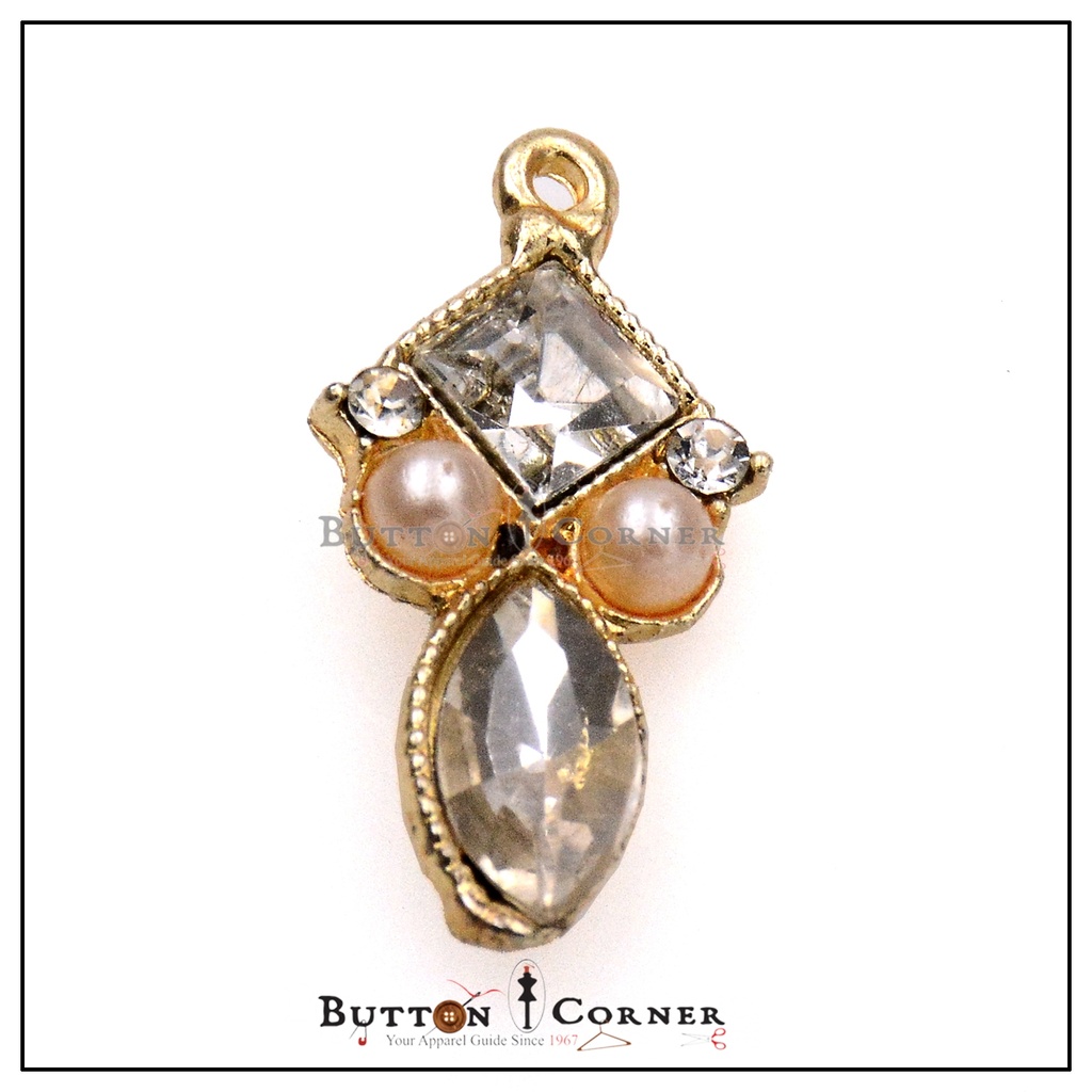 Pearl & Crystal Design Pendant