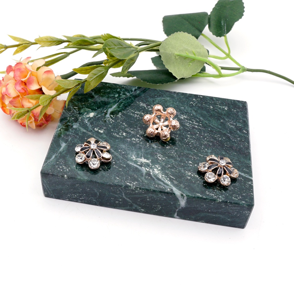 Flower Shape Crystal Fancy Button