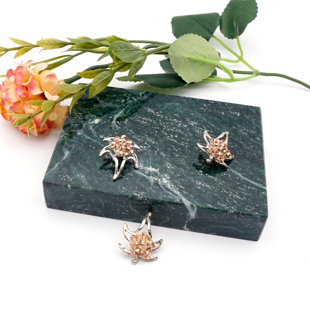 Flower Design Crystal Fancy Button