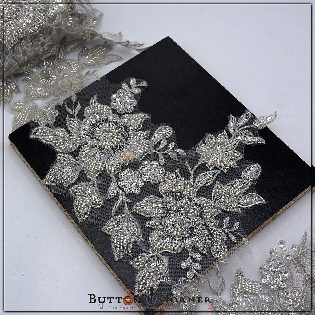 Fancy Glass Beads Motive Lace