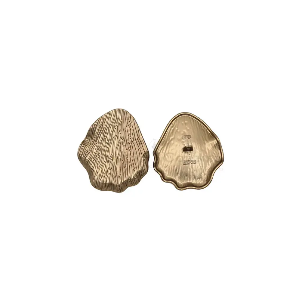 Seashell Shape Hollow Metal Button