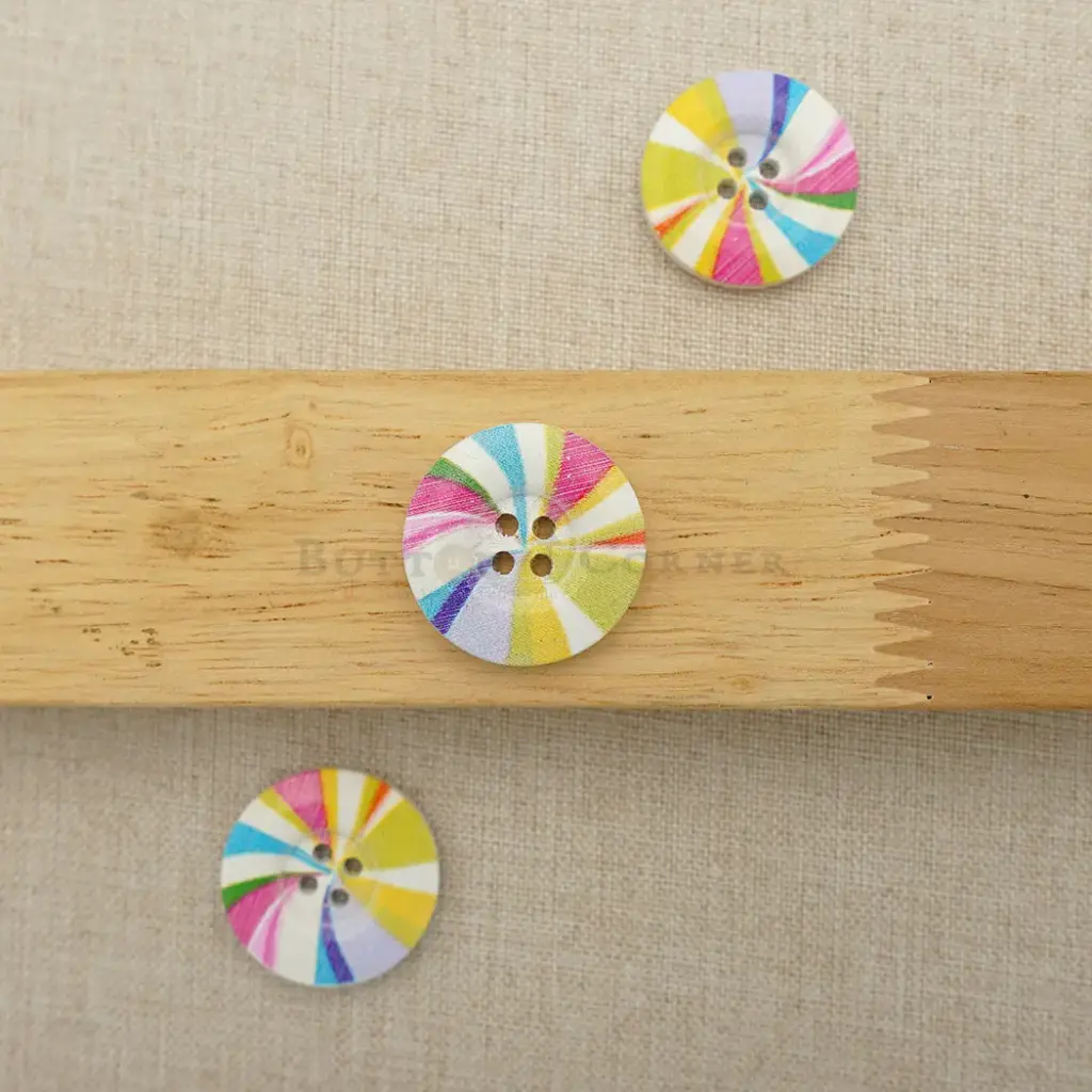 Pinwheel Print 4 Hole Wooden Button