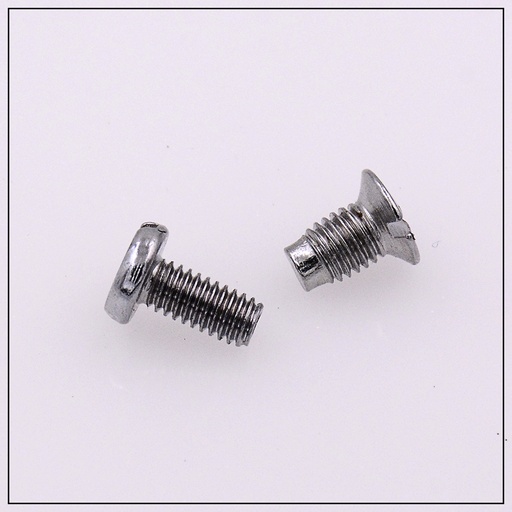 [SCREWL] JUKI Sewing Machine Screw For Throat Plate