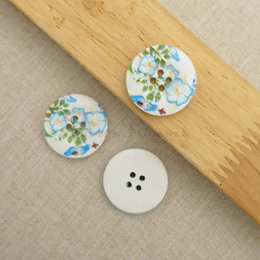 [WBP197-36L] Salverfoam Flower Print 4 Hole Wooden Button