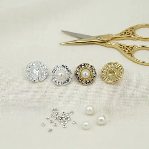 High-End Round Style With Pearl & Diamond Shank Button
