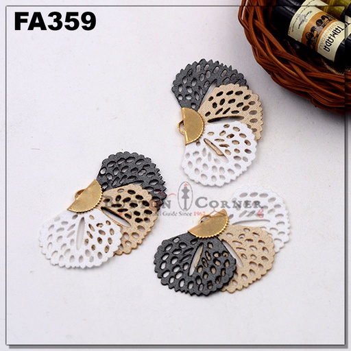 Hand Fan Shape With Cap Pendant