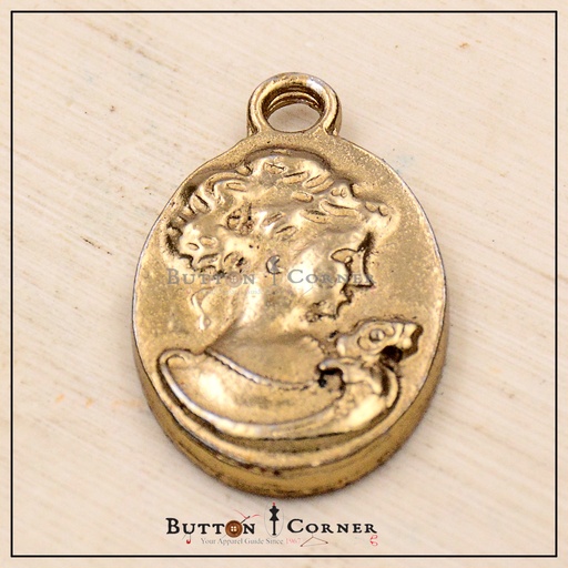 Queen Elizbeth Oval Pendant
