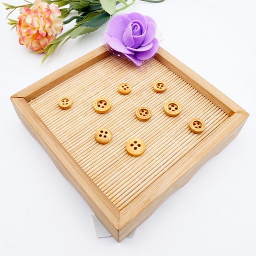 Dotted Border 4 Hole Wooden Button