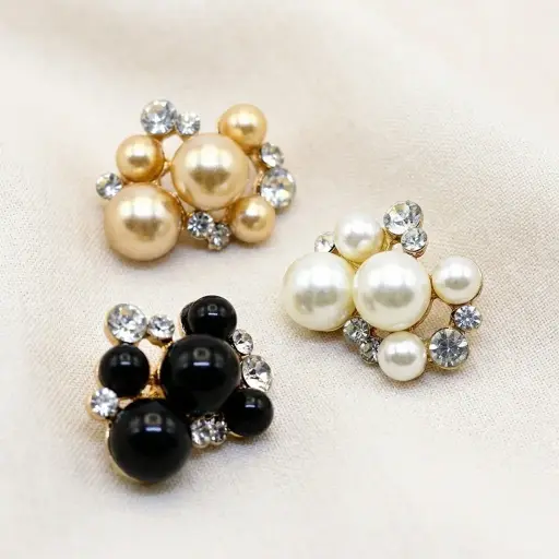 Sparkling Rhinestone & Multi-Size Pearl Bouquet Buttons